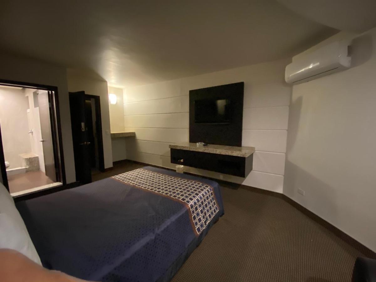 Motel Encuentro Tijuana Bagian luar foto